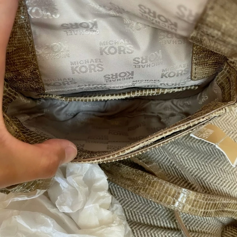 Michael Kors Tan Crossbody Bag - Picture 4 of 12